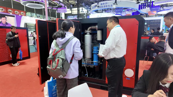 25艾高上海展會6